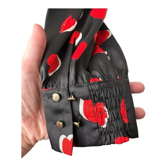 Chico’s Size 3 Heart Print Tunic Blouse Black Red Satin Size 16 Button Up - Picture 5 of 13